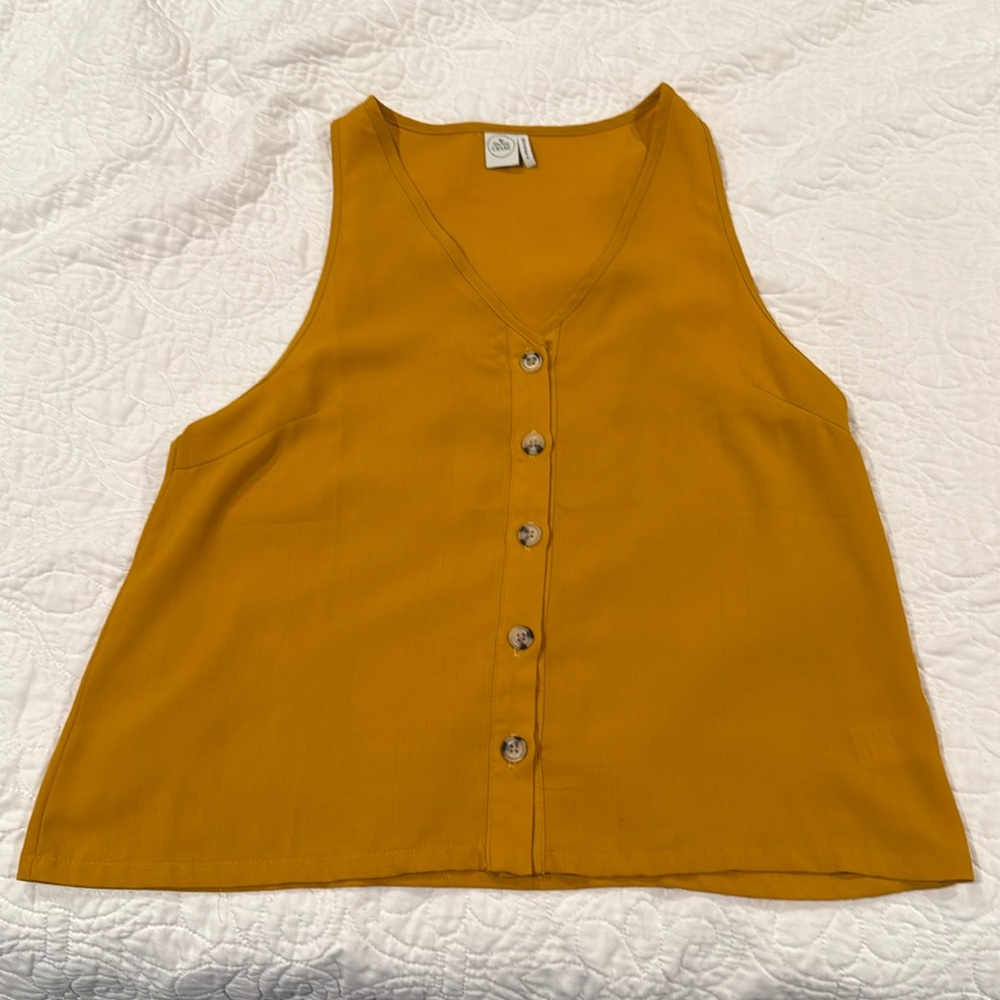 🤍 Mustard Yellow Top